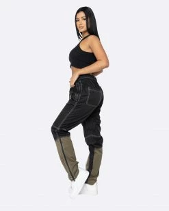 EPTM. EPTM WOMEN METROPOLE TRACK PANTS-BLACK