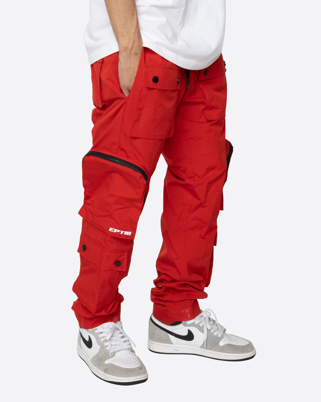 EPTM. CARGOS DAVE EAST "DOPE BOY" CARGO PANTS- RED 2 EPTM. CARGOS DAVE EAST "DOPE BOY" CARGO PANTS- RED