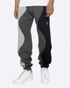 EPTM. NEW ARRIVALS EPTM X PASCAL WAVY SWEATPANTS-CHARCOAL