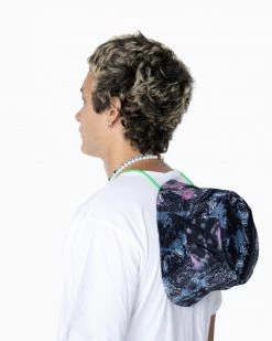 EPTM. ACCESSORIES EPTM TIE DYED BANDANA BUCKET HAT-BLACK