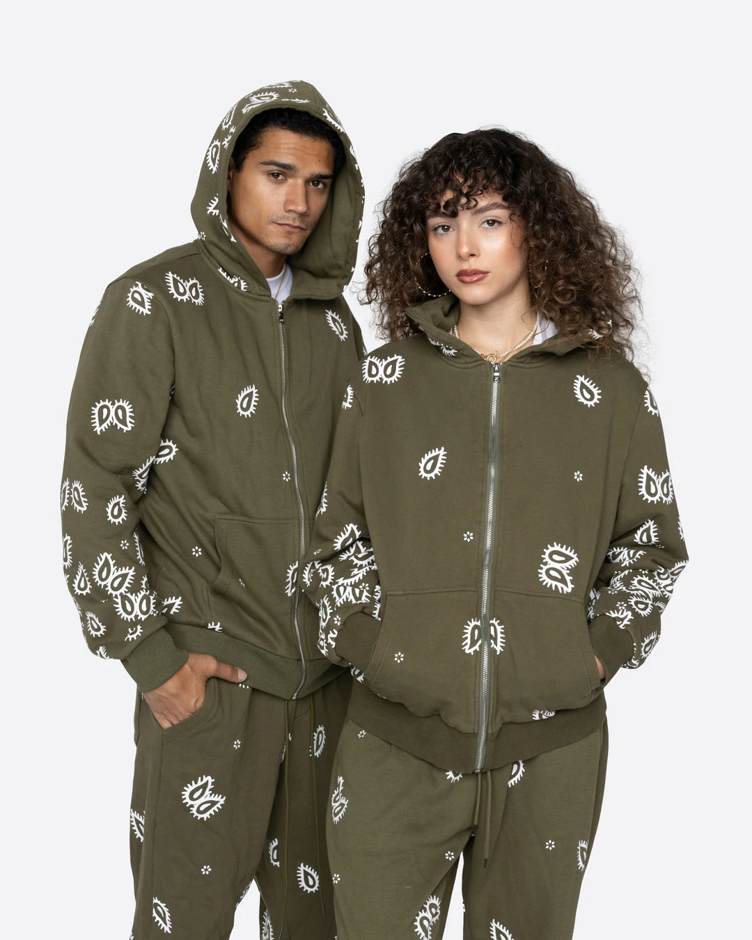 EPTM. HOODIES EPTM AMOEBA PRINT ZIP HOODIE-OLIVE 1 EPTM. HOODIES EPTM AMOEBA PRINT ZIP HOODIE-OLIVE