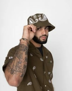 EPTM. NEW ARRIVALS EPTM X PASCAL VINTAGE PAISLEY BUCKET HAT-OLIVE