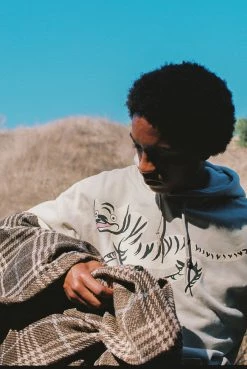 EPTM. EPTM X LAUREN HANA CHAI TIGER HOODIE (APP EXCLUSIVE)